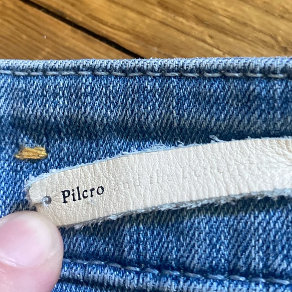 Pilcro distressed bottom jeans - Picture 10 of 10